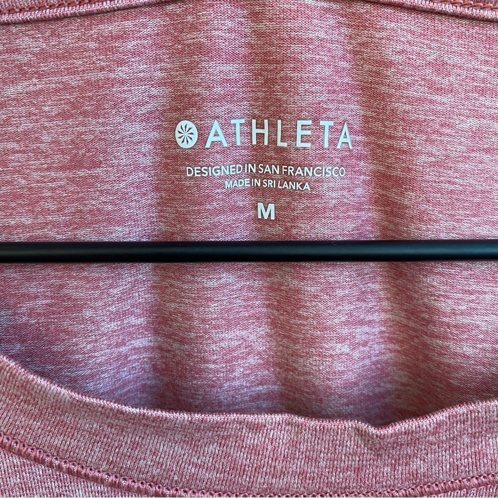 Athleta up-tempo long sleeve shirt, Size M - Picture 2 of 9